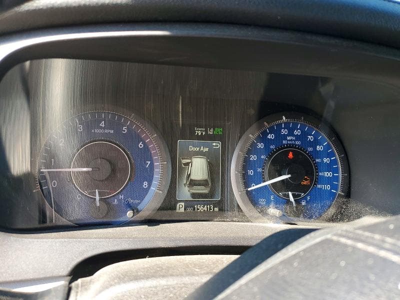 2018 TOYOTA SIENNA XLE PREMIUM 8-PASSENGER 9
