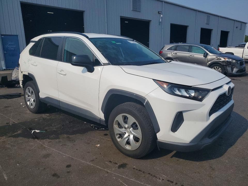 2019 TOYOTA RAV4 LE 4