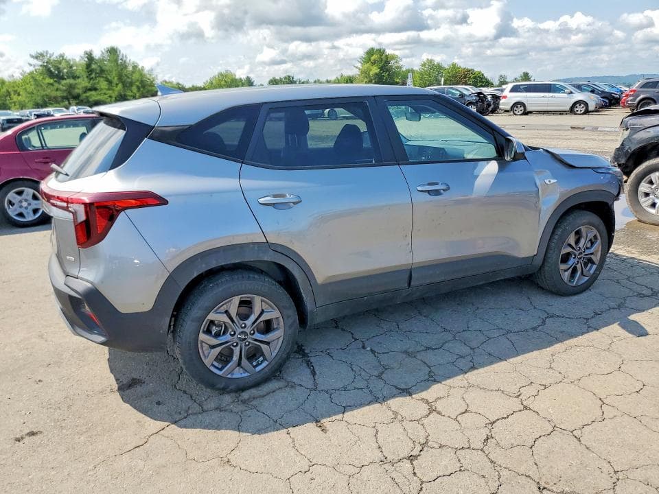2025 KIA SELTOS LX LX 4