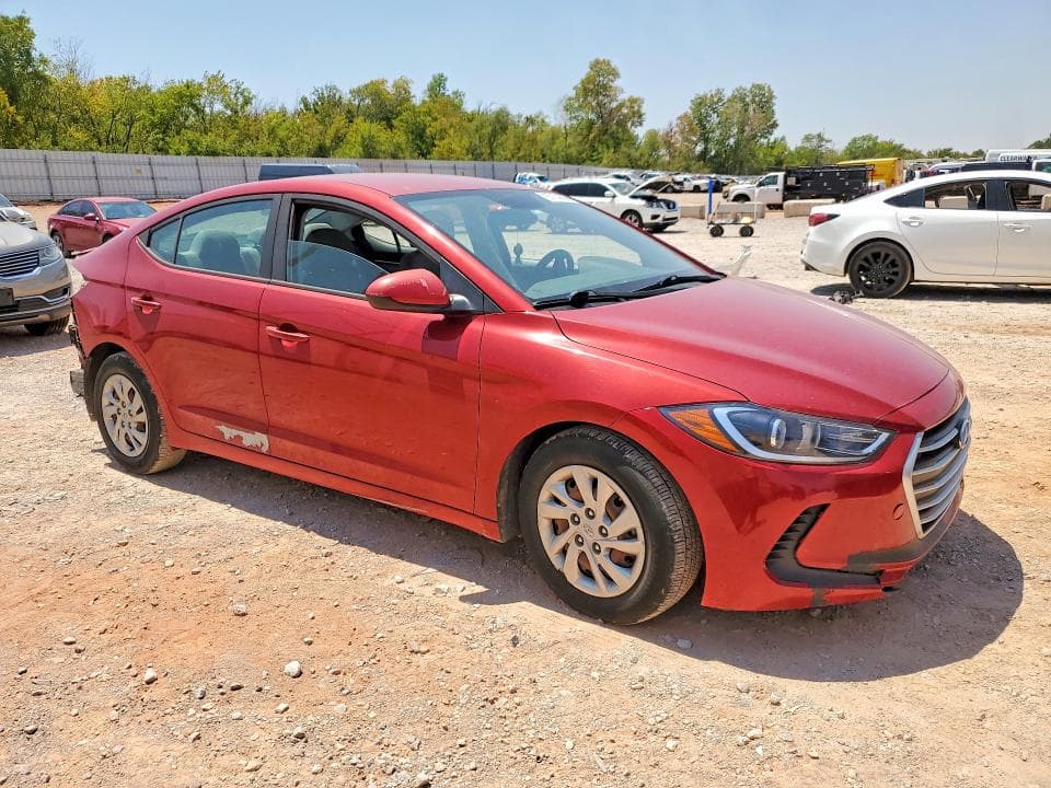 2017 HYUNDAI ELANTRA SE 4