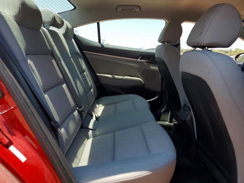 2017 HYUNDAI ELANTRA SE 10
