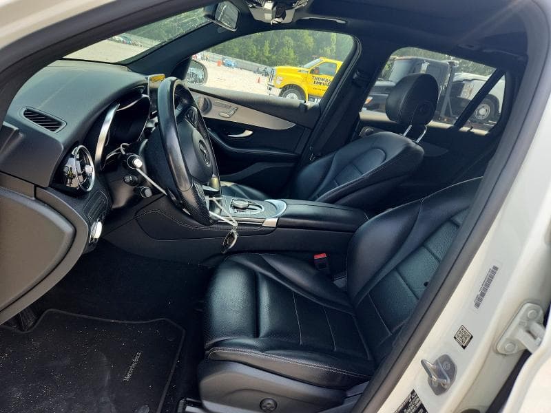 2019 MERCEDES-BENZ GLC 350E 7