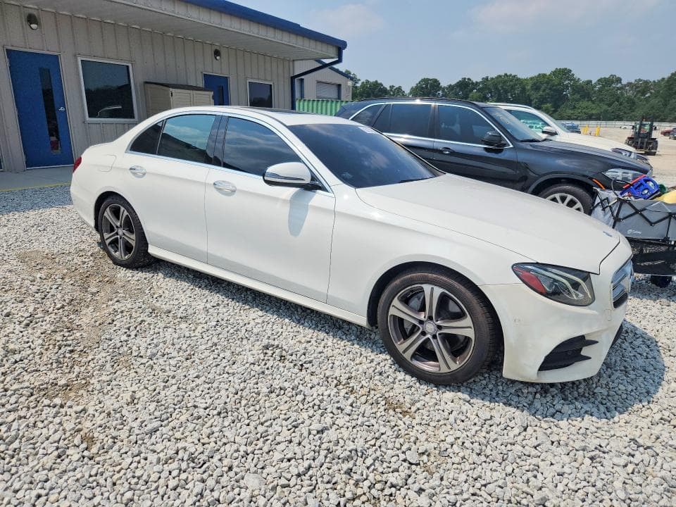 2017 MERCEDES-BENZ E 300 4