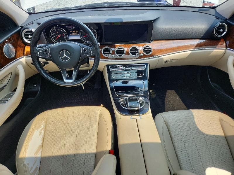 2017 MERCEDES-BENZ E 300 8
