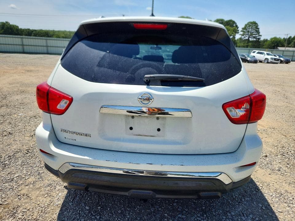 2018 NISSAN PATHFINDER S 6