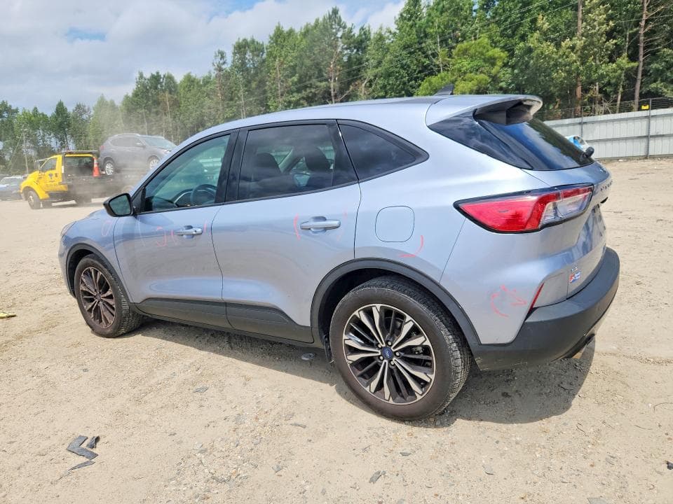2022 FORD ESCAPE SE 2