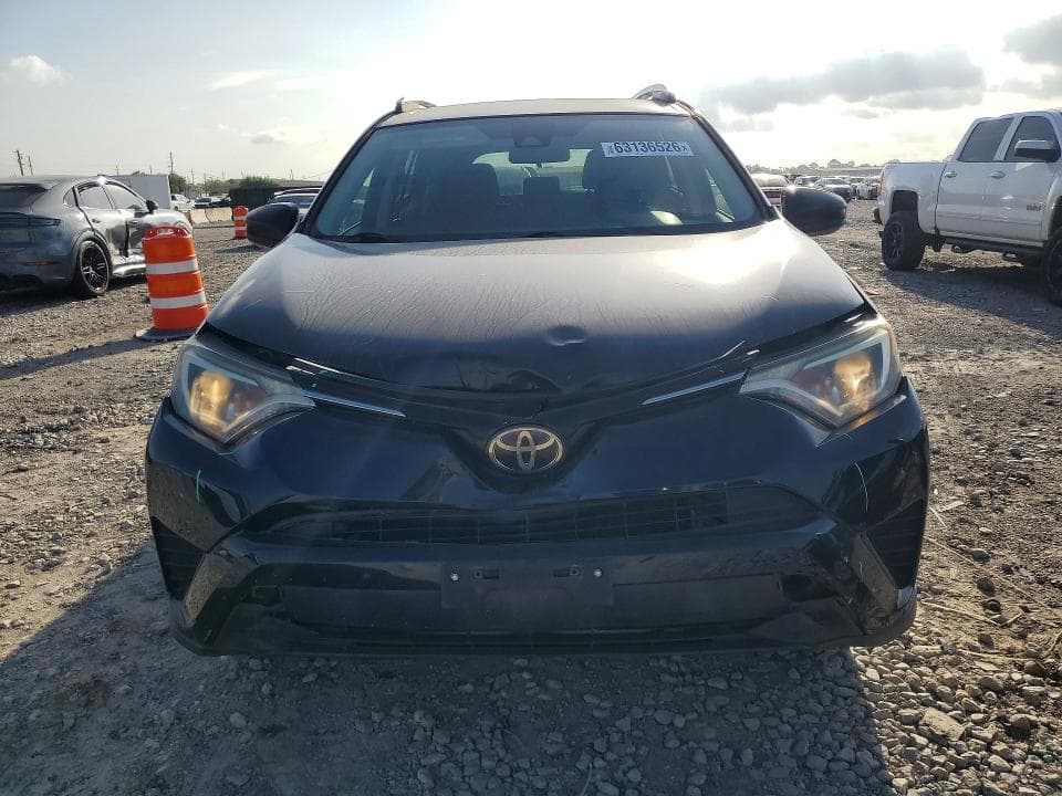 2017 TOYOTA RAV4 LE 5