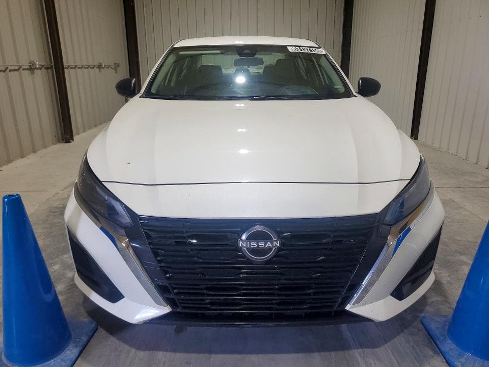 2025 NISSAN ALTIMA SV 5