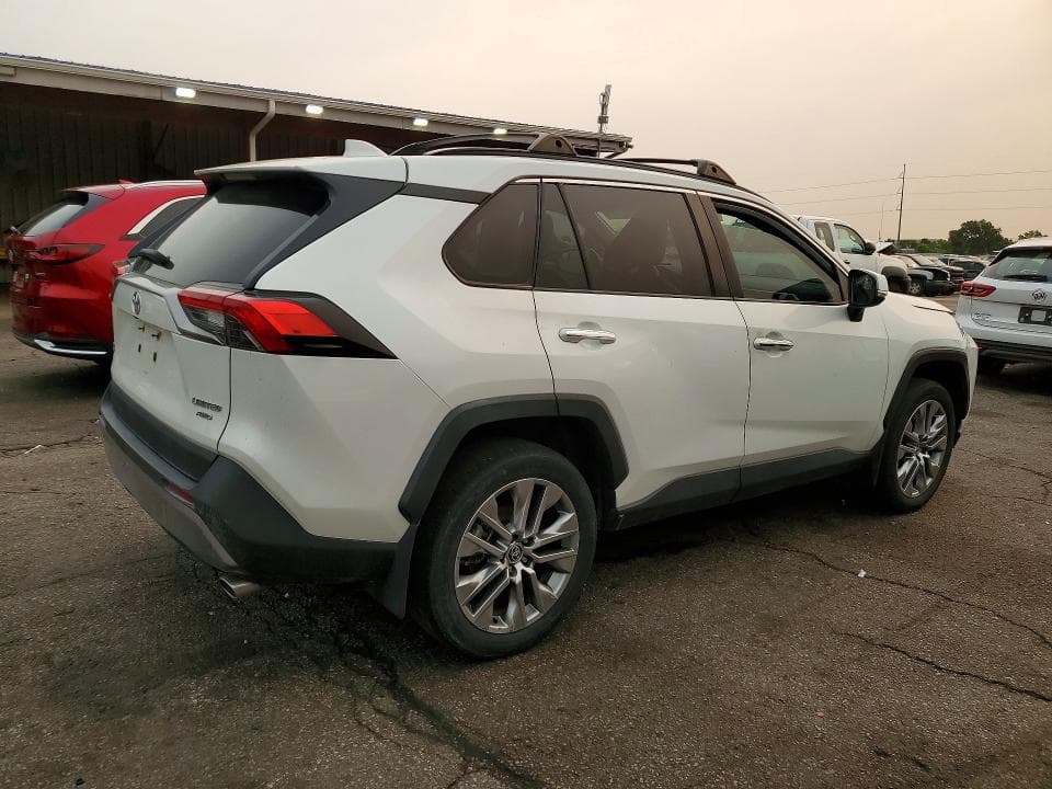 2023 TOYOTA RAV4 LIMITED 3