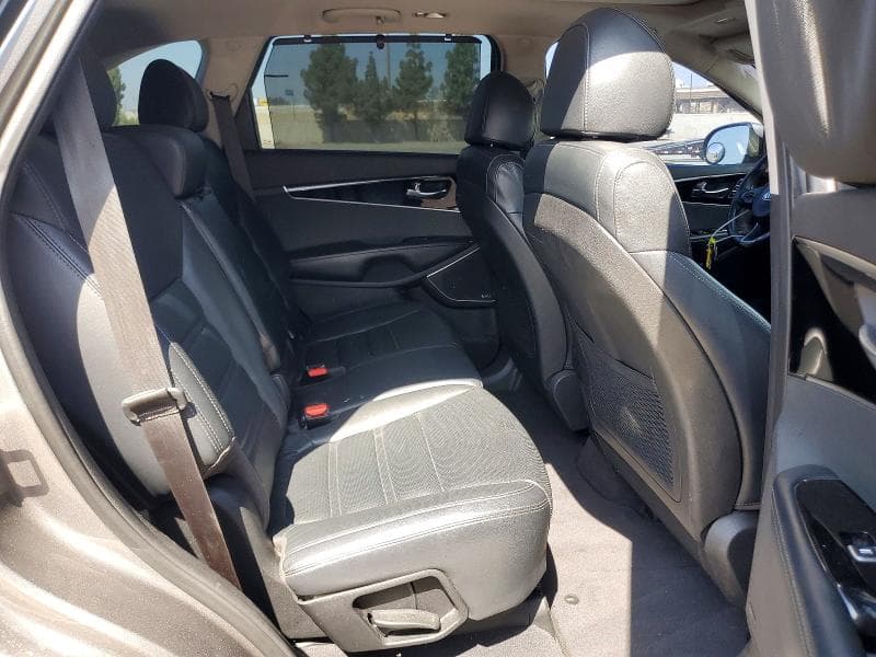 2018 KIA SORENTO SX V6 11