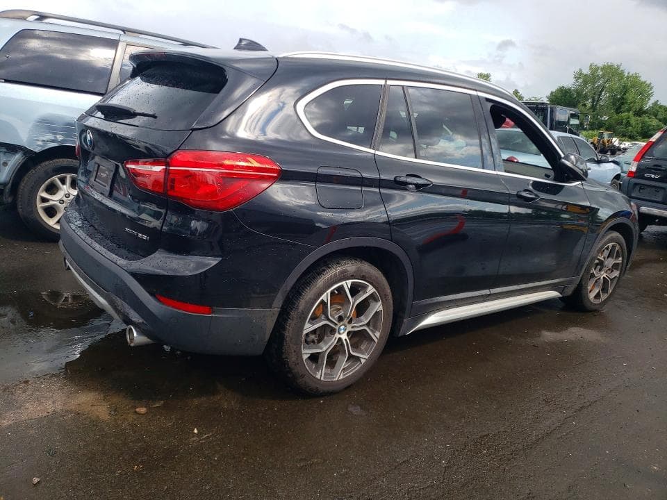 2021 BMW X1 XDRIVE28I 3