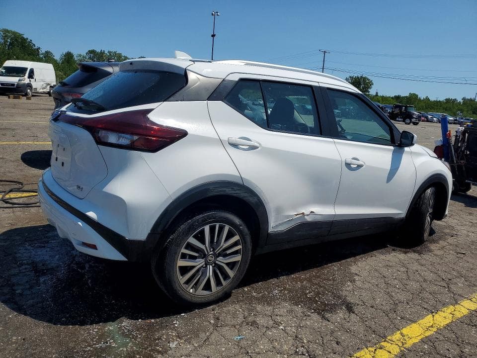 2021 NISSAN KICKS SV 3