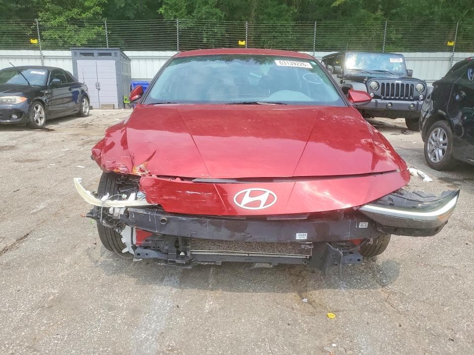 2024 HYUNDAI ELANTRA SEL 5