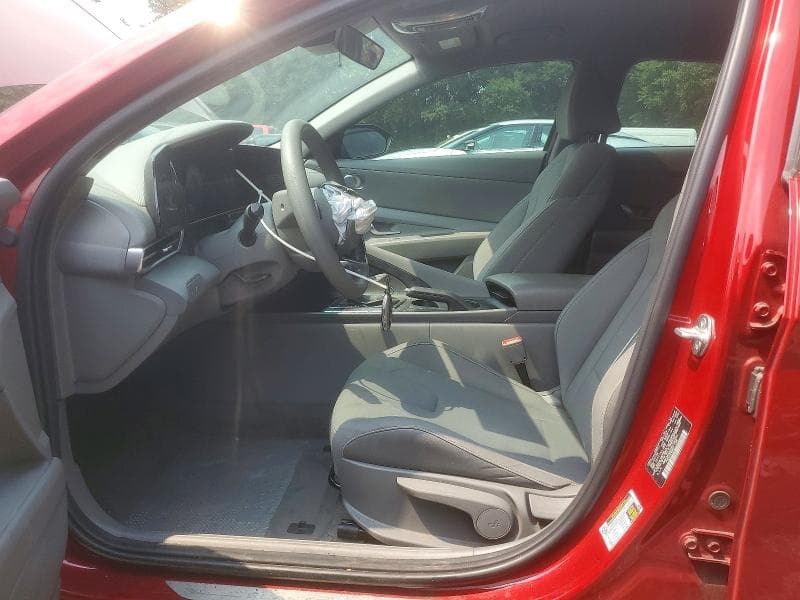2024 HYUNDAI ELANTRA SEL 7