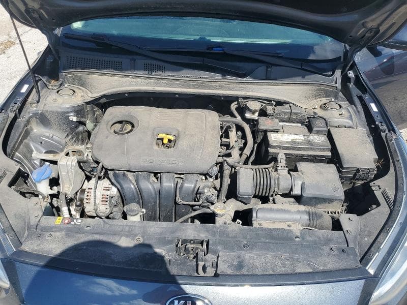 2019 KIA FORTE S 11