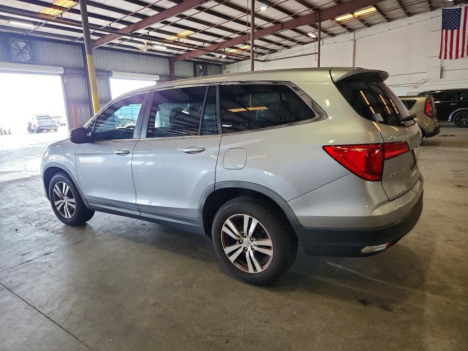 2017 HONDA PILOT EX 2