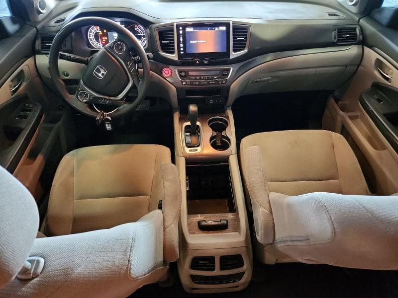 2017 HONDA PILOT EX 8