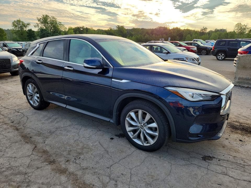 2019 INFINITI QX50 PURE 4