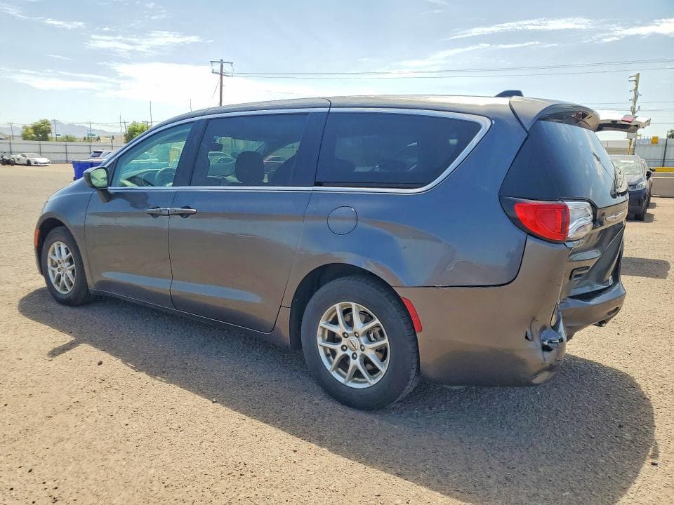 2023 CHRYSLER VOYAGER LX 2