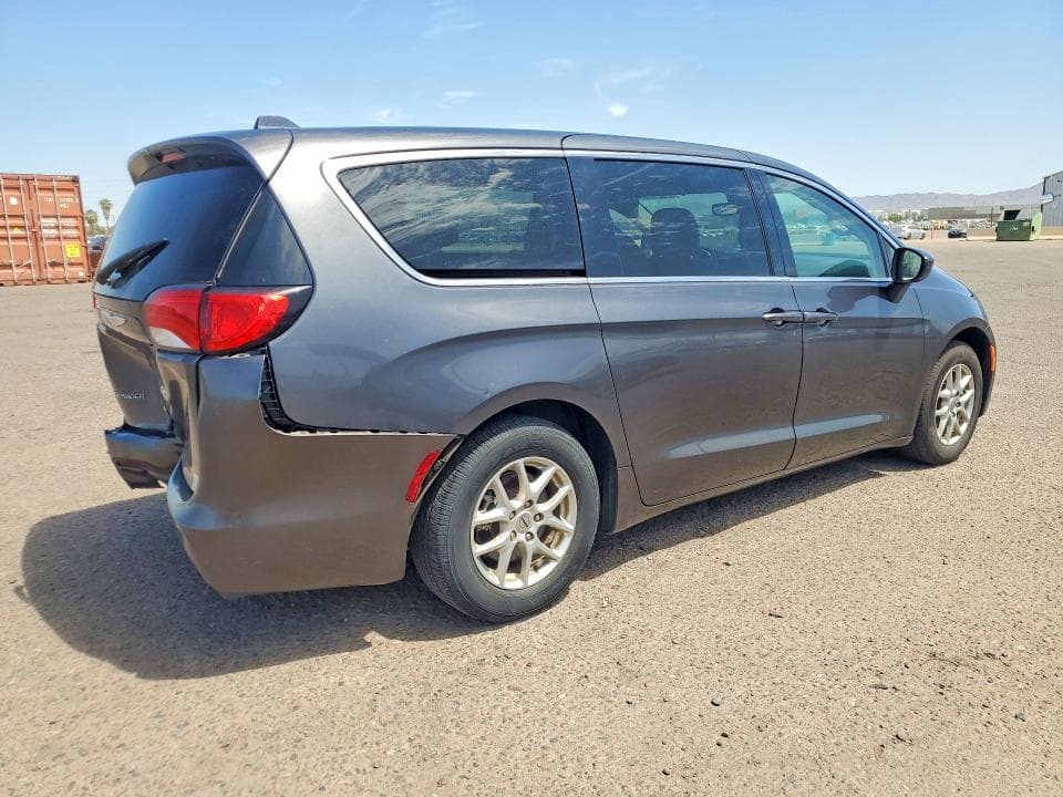 2023 CHRYSLER VOYAGER LX 3