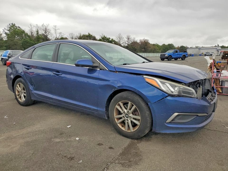 2017 HYUNDAI SONATA SE 4