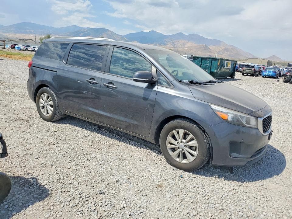 2017 KIA SEDONA LX 4