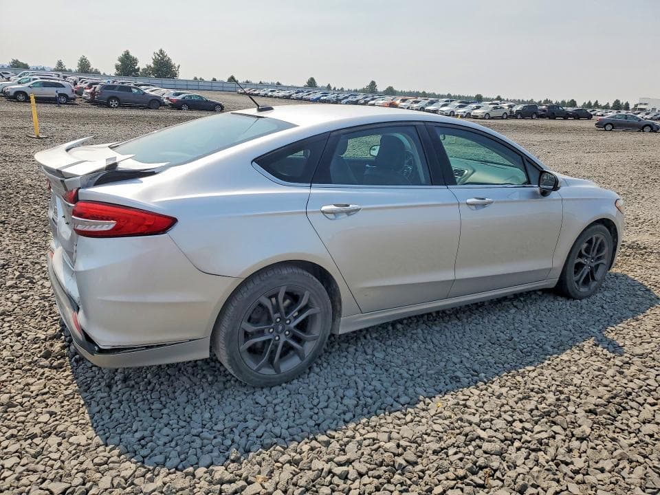 2018 FORD FUSION SE 3
