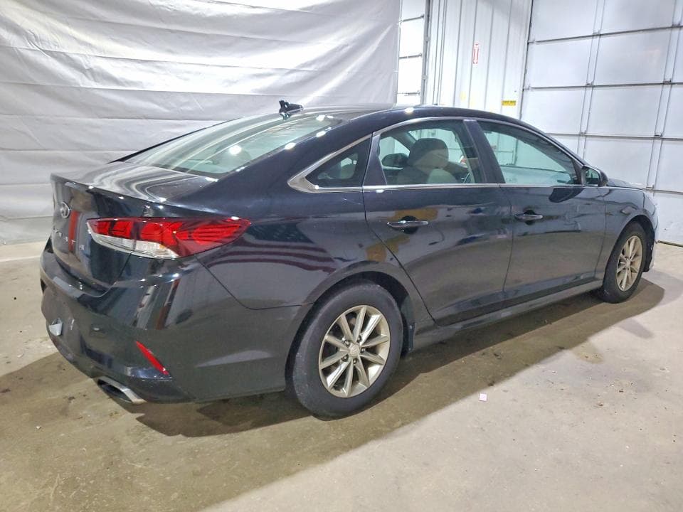 2018 HYUNDAI SONATA SE 3