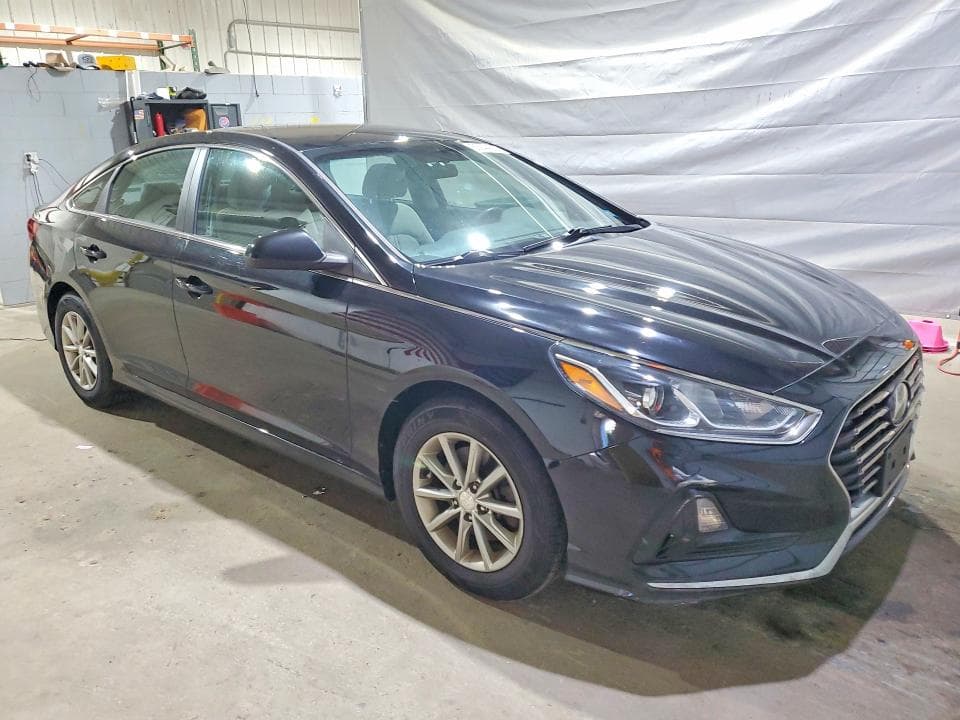 2018 HYUNDAI SONATA SE 4