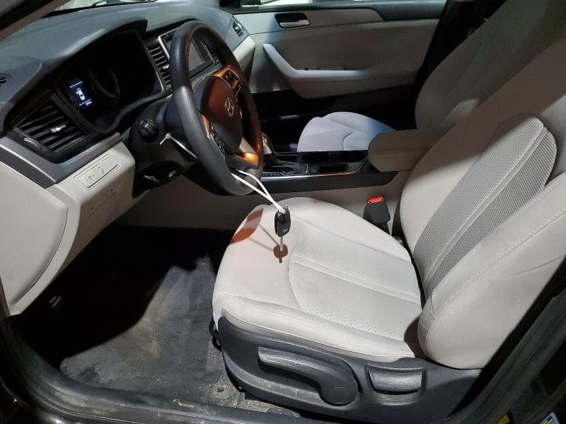 2018 HYUNDAI SONATA SE 7
