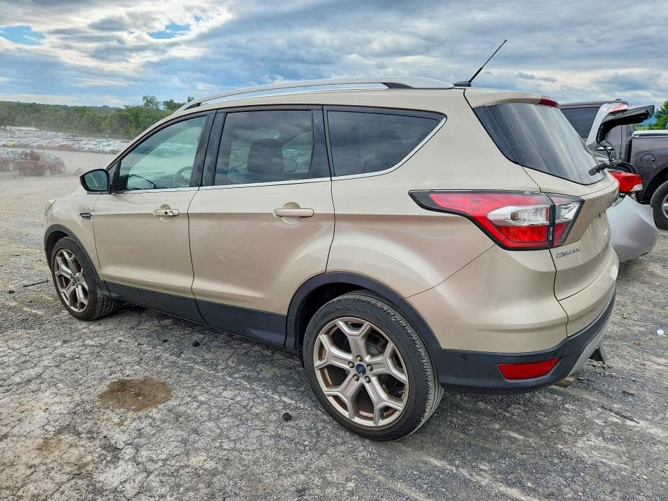 2017 FORD ESCAPE TITANIUM 2