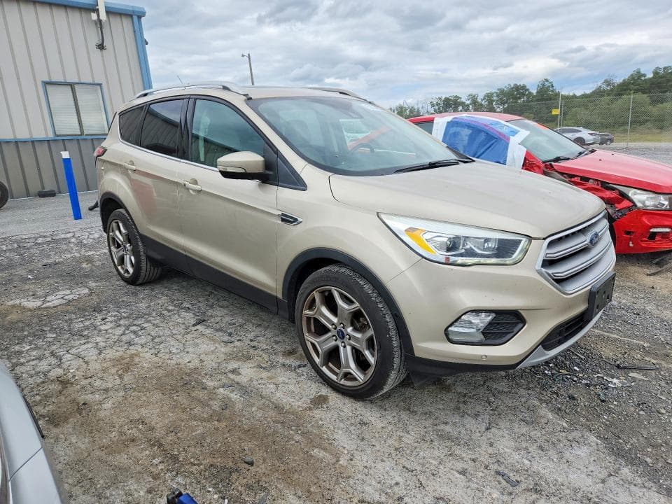 2017 FORD ESCAPE TITANIUM 4