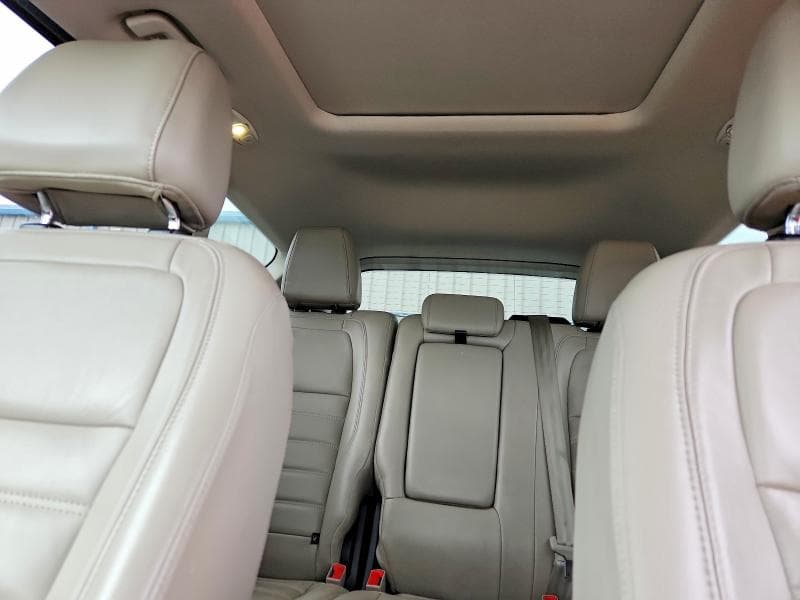 2017 FORD ESCAPE TITANIUM 10