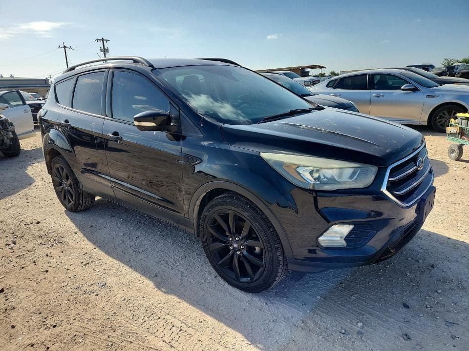 2017 FORD ESCAPE TITANIUM 4