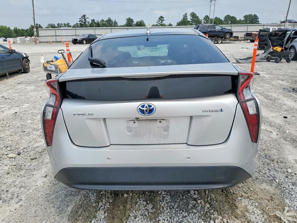 2018 TOYOTA PRIUS TWO 6
