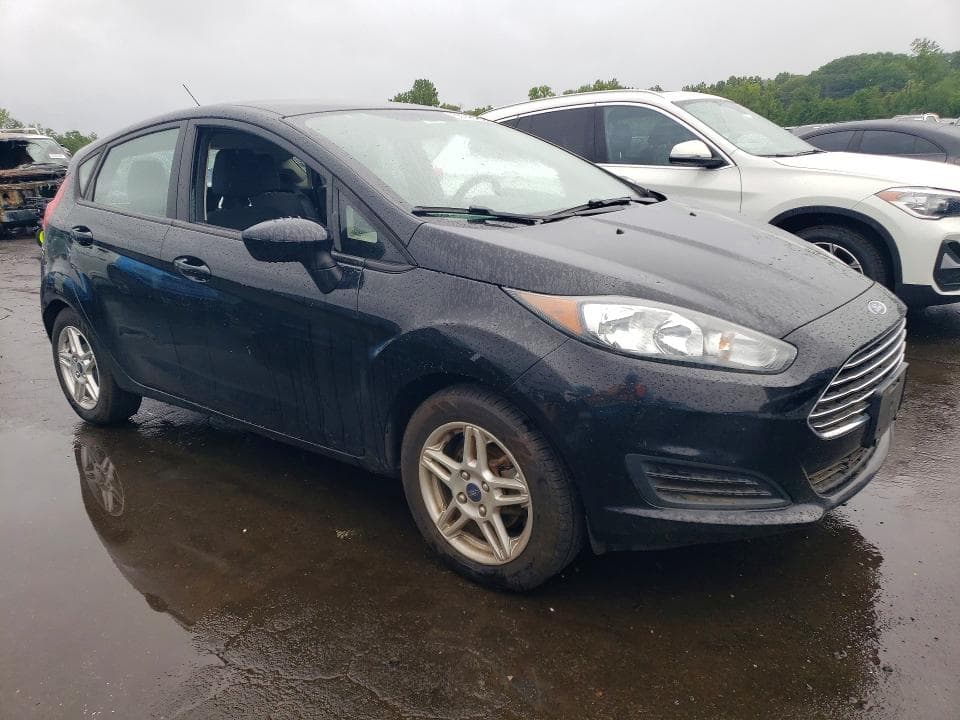 2019 FORD FIESTA SE 4