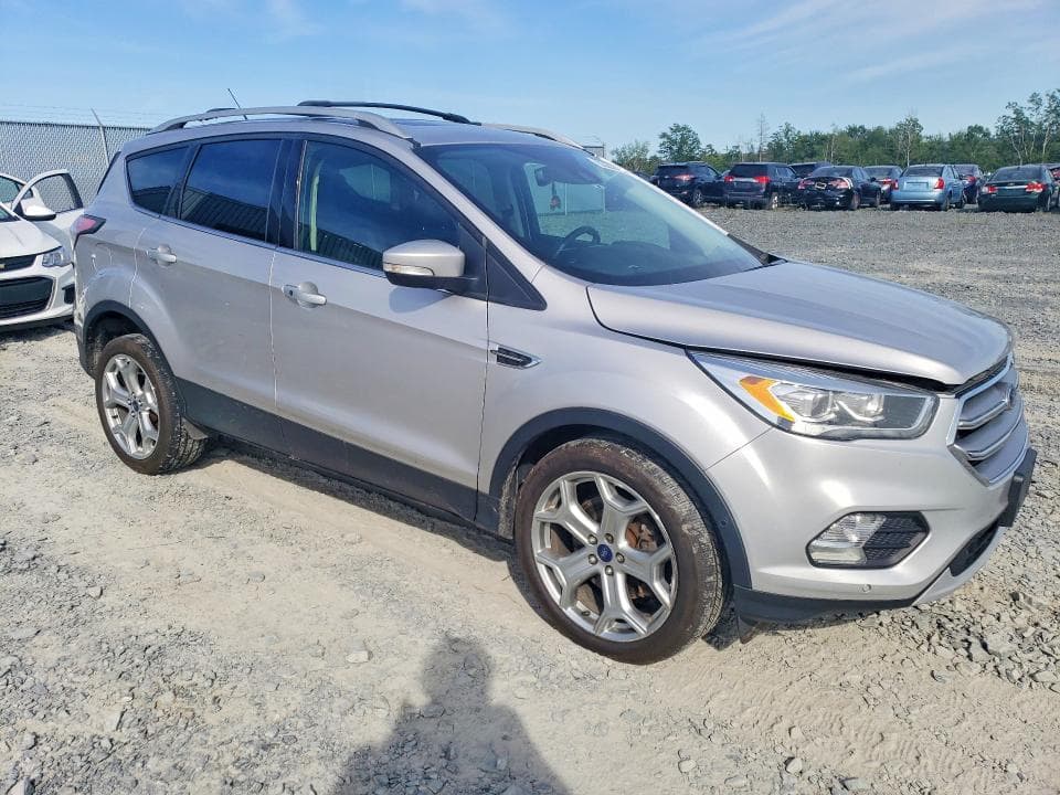 2017 FORD ESCAPE TITANIUM 4