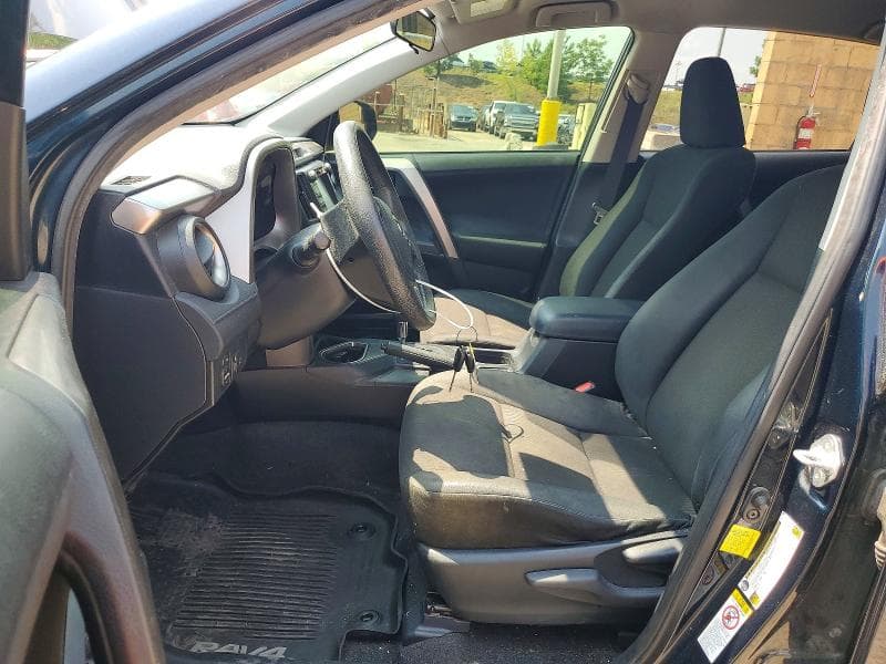2018 TOYOTA RAV4 LE 7