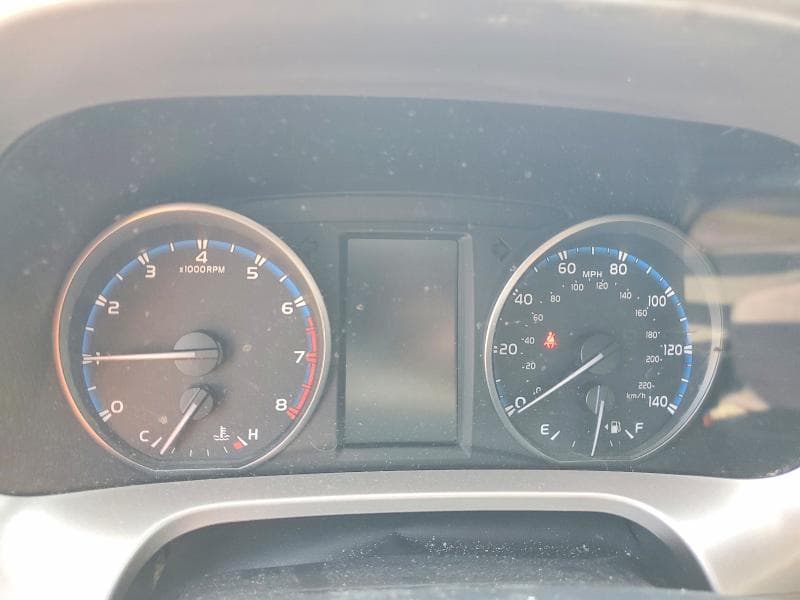 2018 TOYOTA RAV4 LE 9