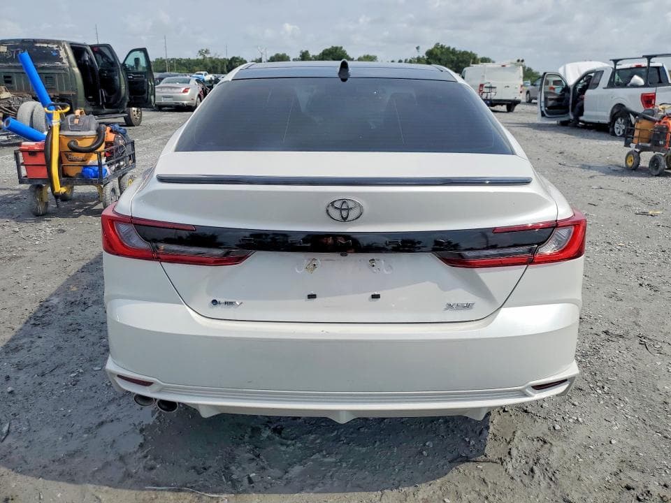 2025 TOYOTA CAMRY XSE 6