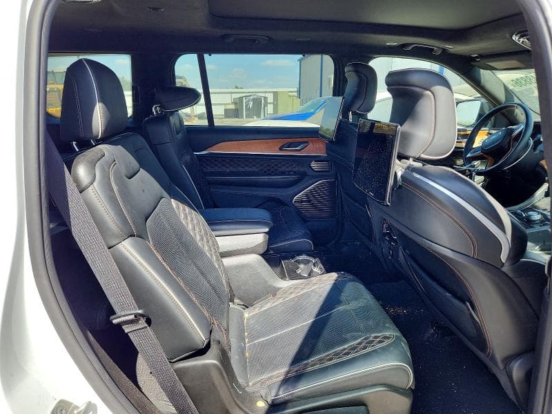 2024 JEEP GRAND CHEROKEE L SUMMIT 10