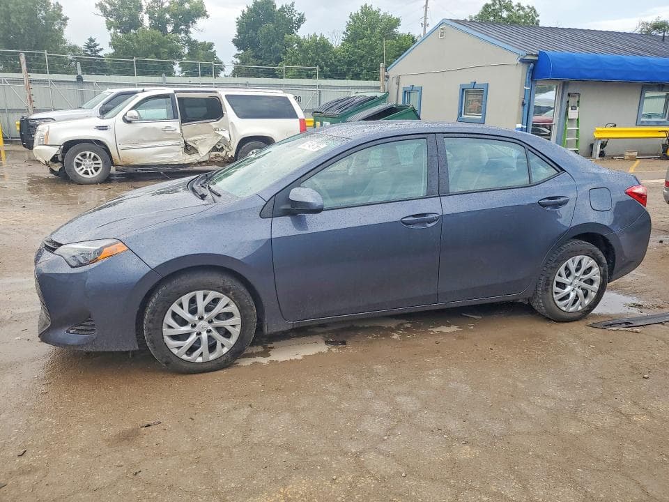 2018 TOYOTA COROLLA LE - 1