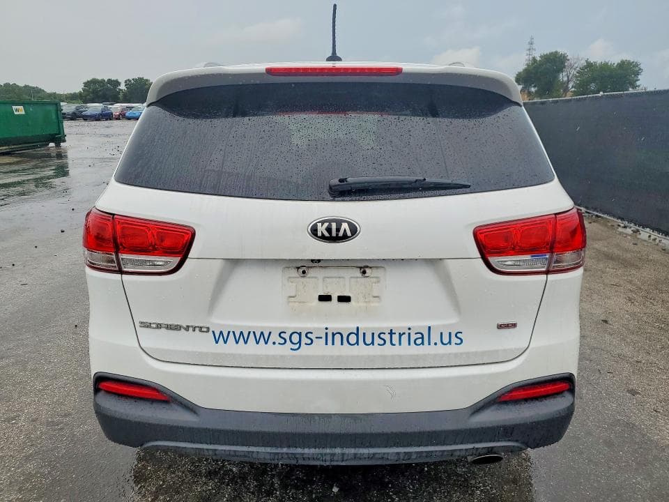 2017 KIA SORENTO LX 6
