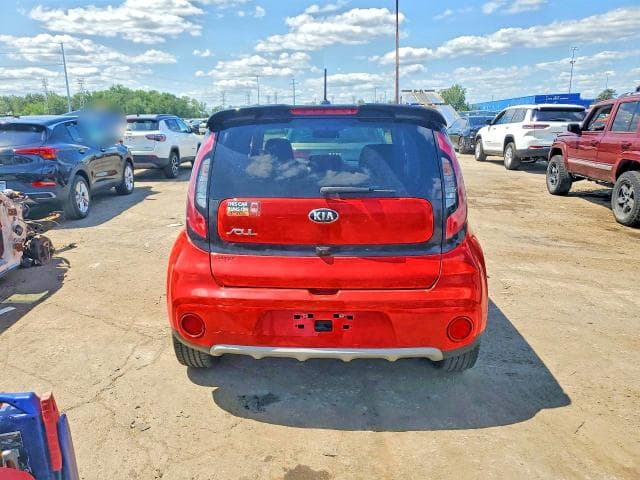 2019 KIA SOUL + 6