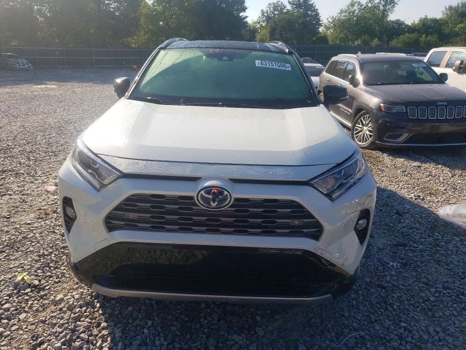 2021 TOYOTA RAV4 XSE 5