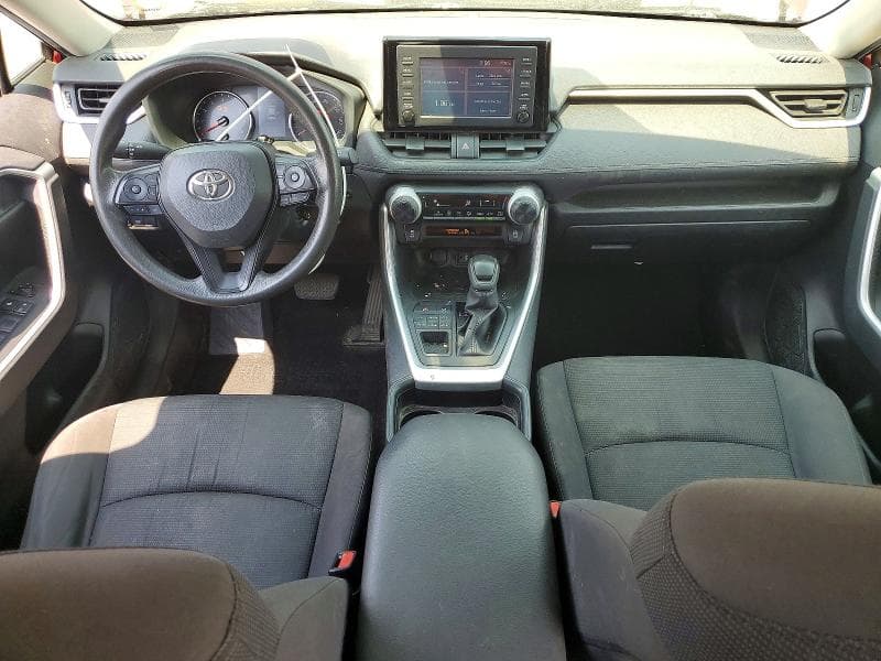 2019 TOYOTA RAV4 LE 8