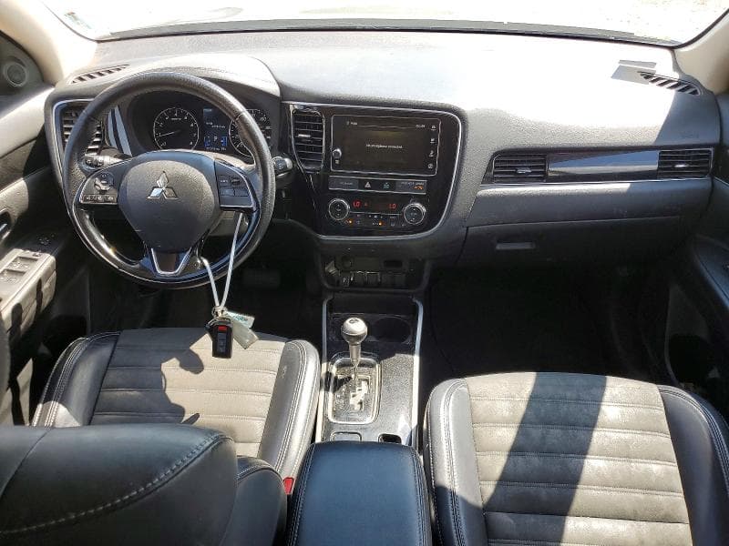 2019 MITSUBISHI OUTLANDER SE 8