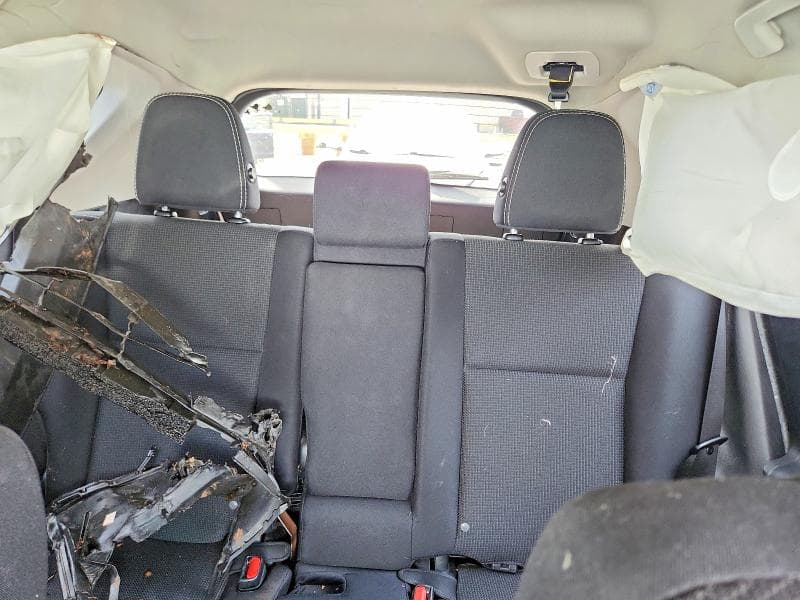 2018 TOYOTA RAV4 XLE 10