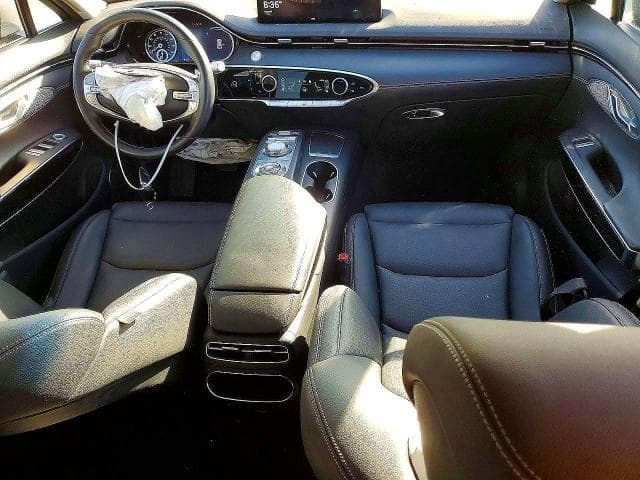 2025 GENESIS GV70 2.5T STANDARD 8