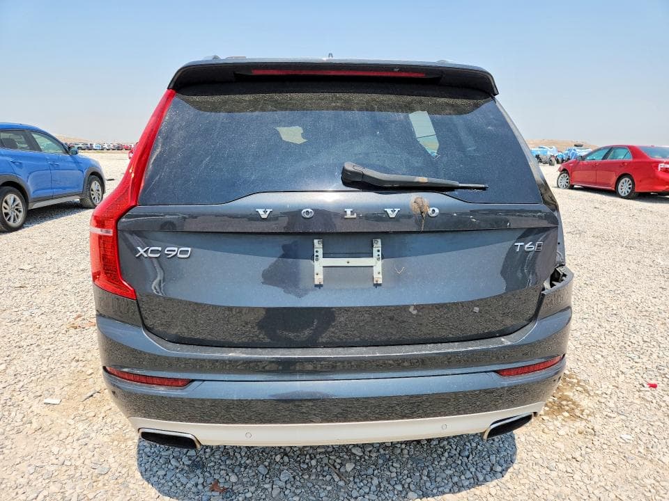 2017 VOLVO XC90 T6 6